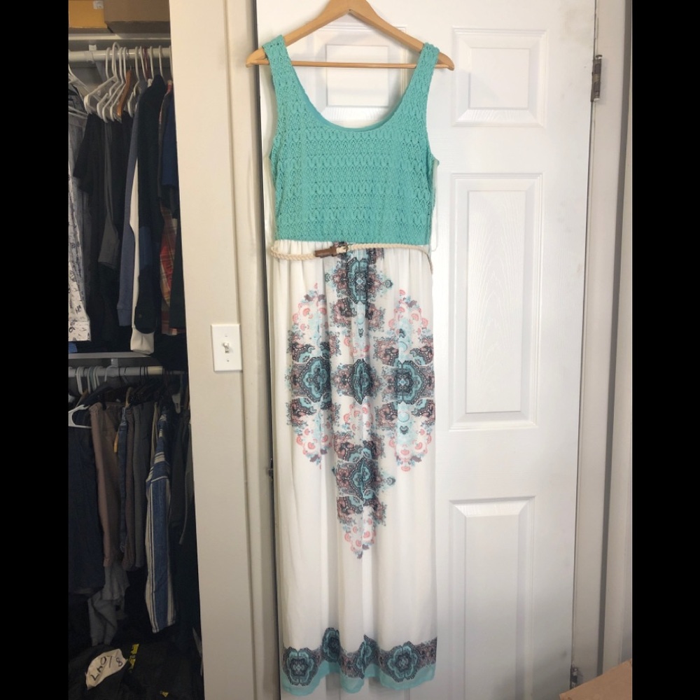 Lily Rose Maxi Dress Size XL